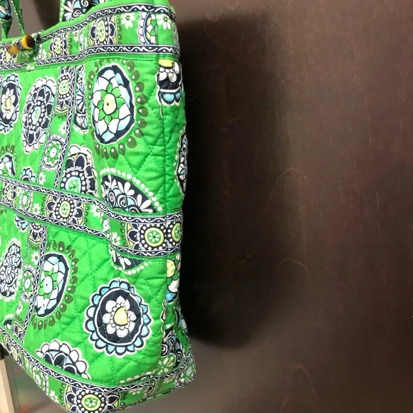 Vera Bradley Green and Blue Floral Tote Set - Picture 6 of 9